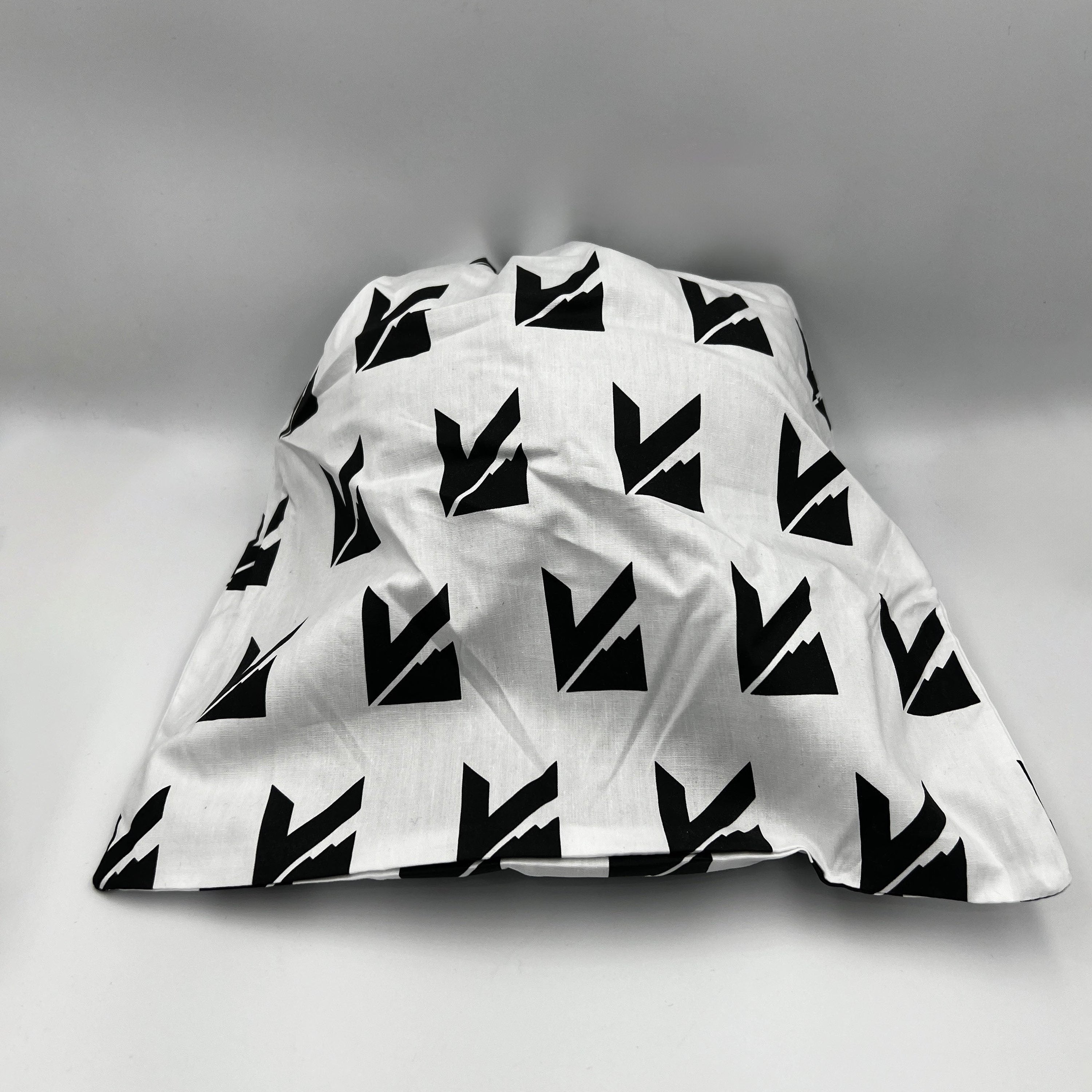 Riveni Tech Cap