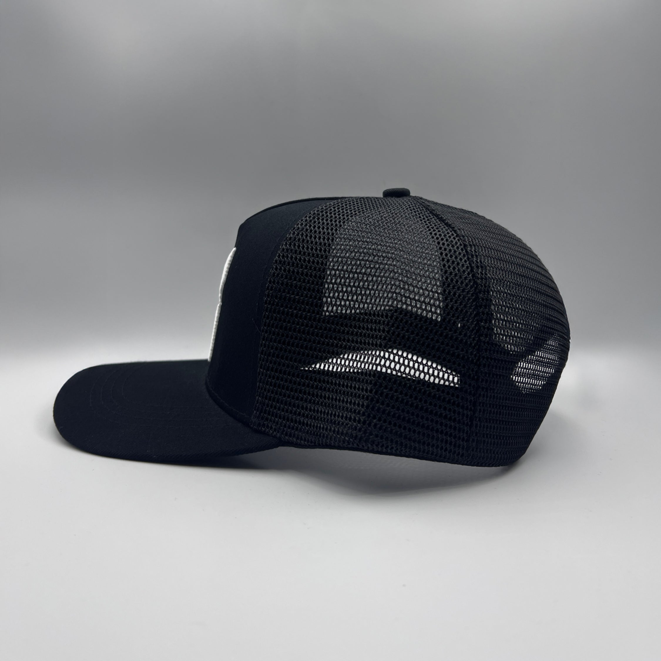 Riveni Tech Cap