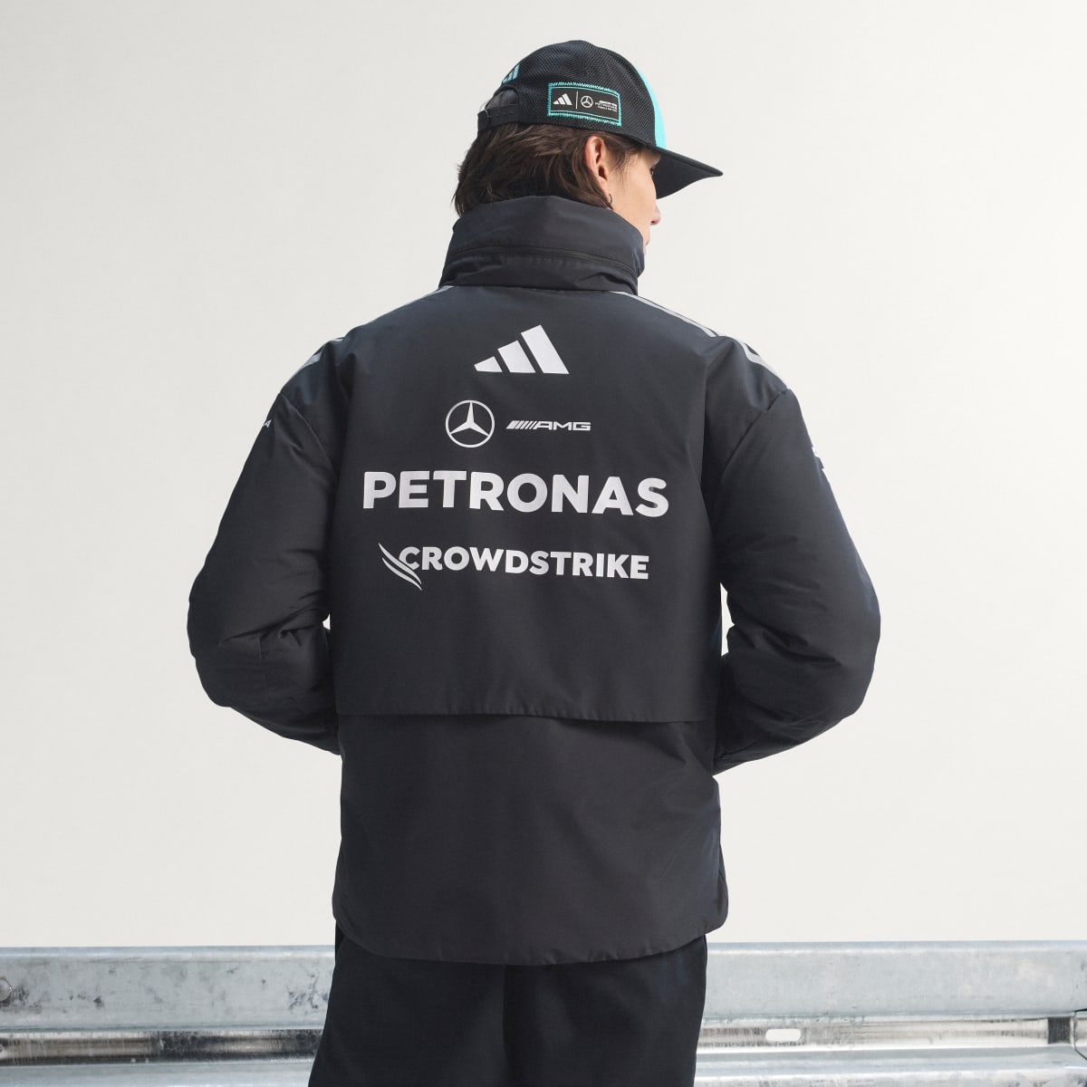 Mercedes AMG Petronas F1 Team 2026 Engineers Jacket - Black — image 2